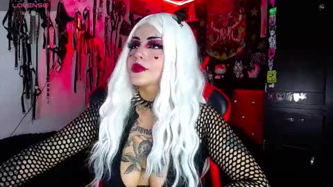      online show from 01/15/25, 04:25