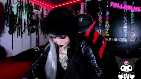      online show from 10/03/25, 10:40