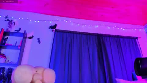 Snapshot of jannaasuna chatting on 09/13/25, 01:05 jannaasuna online show from 09/13/25, 01:05