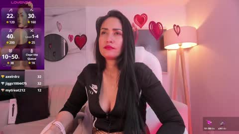 Snapshot of janne_lee chatting on 02/09/25, 12:49 Janne for u online show from 02/09/25, 12:49