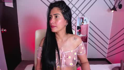 Snapshot of janne_lee chatting on 02/21/25, 09:11 Janne for u online show from 02/21/25, 09:11