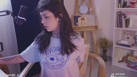   jmaybe e online show from 01/07/25, 03:02