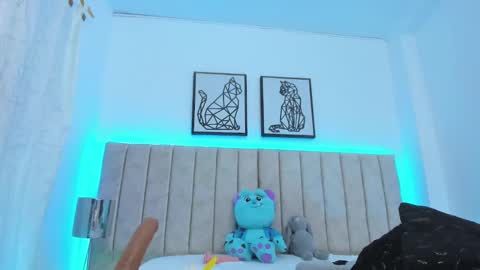 Jane online show from 03/10/25, 11:21