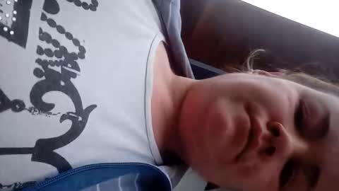 Snapshot of janneparker chatting on 12/01/25, 07:57 Janne online show from 12/01/25, 07:57