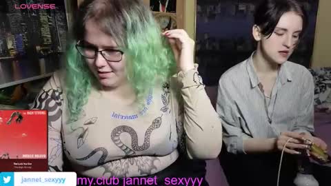 Jannet online show from 12/21/25, 06:04