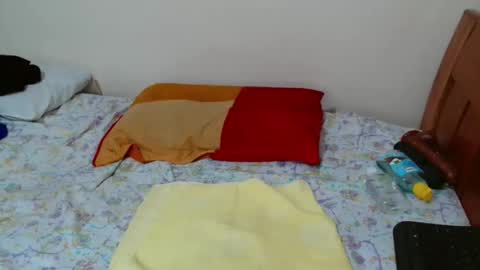 Jannie online show from 04/13/26, 07:41