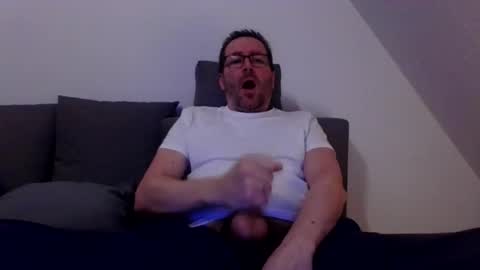 jannis_37 online show from 11/12/25, 06:19