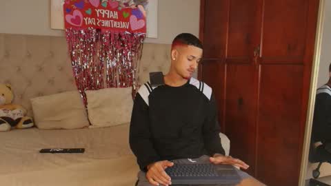 janomar01 online show from 02/16/26, 06:48