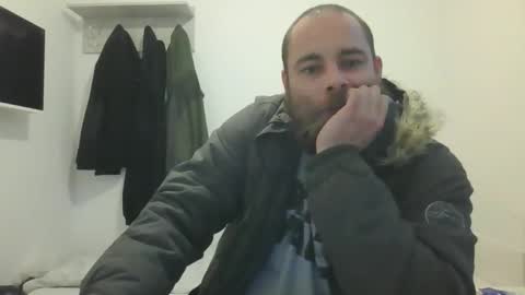 Snapshot of januszcygan chatting on 11/23/25, 06:46 januszcygan online show from 11/23/25, 06:46