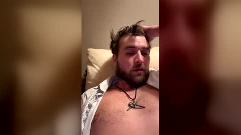 Snapshot of jared01010102 chatting on 03/15/26, 05:24 jared01010102 online show from 03/15/26, 05:24