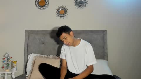 Snapshot of jared_blake chatting on 12/23/24, 03:40 jared_blake online show from 12/23/24, 03:40