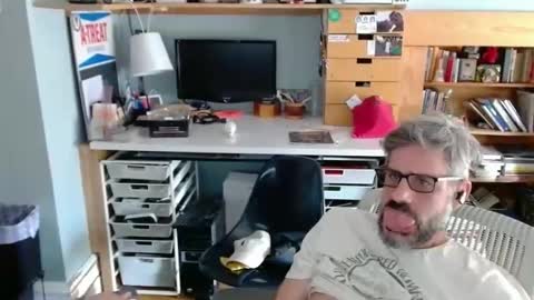 Snapshot of jareth_returns chatting on 11/15/25, 04:36 jareth_returns online show from 11/15/25, 04:36