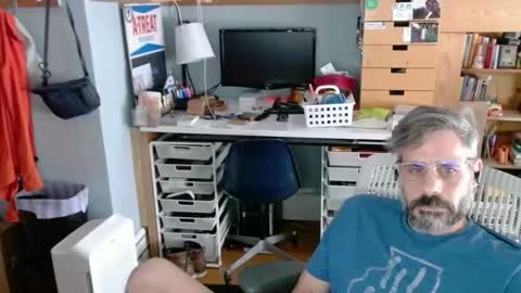 Snapshot of jareth_returns chatting on 11/23/25, 05:02 jareth_returns online show from 11/23/25, 05:02