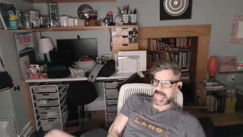 Snapshot of jareth_returns chatting on 03/29/26, 03:28 jareth_returns online show from 03/29/26, 03:28