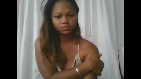 Snapshot of jarevava chatting on 12/15/25, 02:49 Jarevava online show from 12/15/25, 02:49