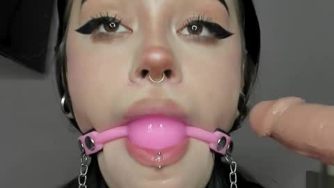 Maria online show from 02/15/26, 02:52