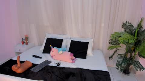 Snapshot of jasmin_evano29 chatting on 07/09/26, 05:50 online show from 07/09/26, 05:50