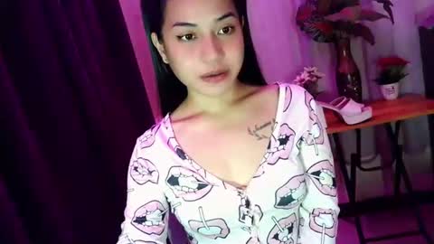 Snapshot of jasmine_arousal chatting on 06/23/26, 02:09 JASMINE online show from 06/23/26, 02:09