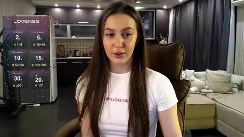 Snapshot of jasmine_doll_ chatting on 05/19/26, 08:59 Jasmine online show from 05/19/26, 08:59