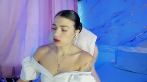 Snapshot of jasmine_hyper_1 chatting on 01/23/25, 06:03 Jas online show from 01/23/25, 06:03