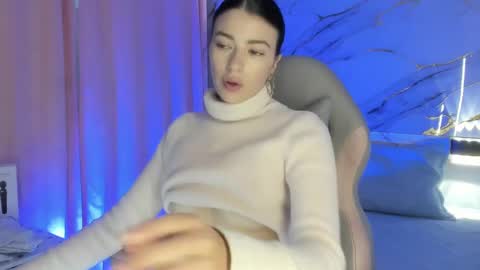 Snapshot of jasmine_hyper_1 chatting on 02/11/25, 07:48 Jas online show from 02/11/25, 07:48