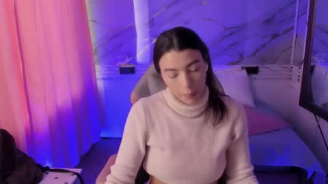 Snapshot of jasmine_hyper_1 chatting on 02/24/25, 03:20 Jas online show from 02/24/25, 03:20