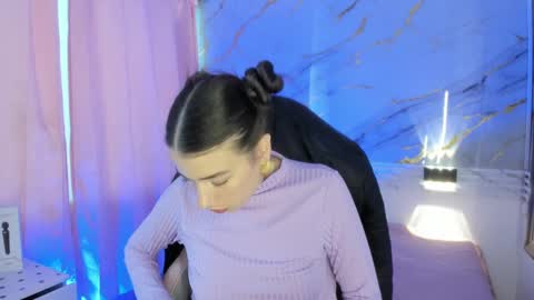 Snapshot of jasmine_hyper_1 chatting on 03/10/25, 05:39 Jas online show from 03/10/25, 05:39