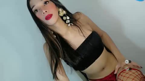 Snapshot of jasmine_on_live chatting on 05/16/26, 04:53 CUTE JANNA online show from 05/16/26, 04:53