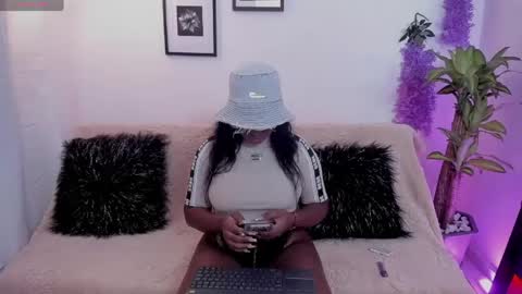 Instagram jasminecampbell1  online show from 04/28/26, 10:04