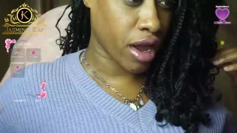 Snapshot of jasminekay chatting on 10/31/25, 12:11 JasmineKay online show from 10/31/25, 12:11