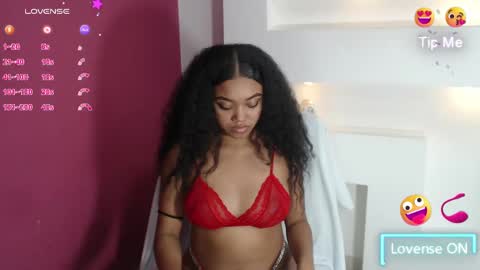 Jasmine Rose online show from 03/07/25, 01:40
