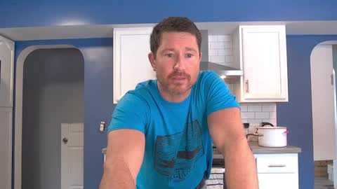 Snapshot of jason12692 chatting on 12/12/24, 04:43 Jkind online show from 12/12/24, 04:43