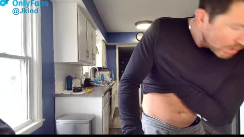 Snapshot of jason12692 chatting on 03/02/25, 03:27 Jkind online show from 03/02/25, 03:27