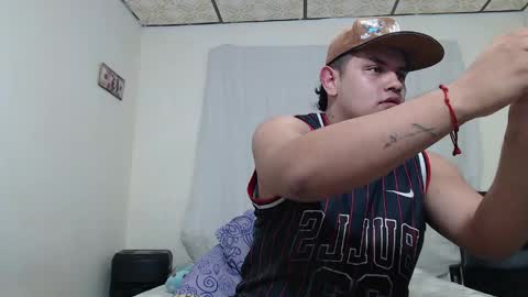 jason_boy_ online show from 05/19/26, 05:47