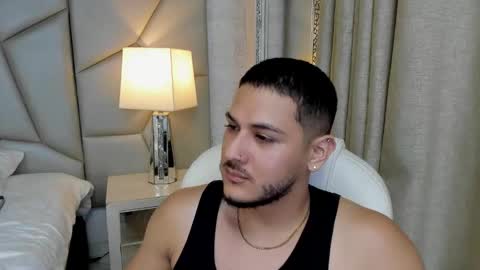 Snapshot of jason_shaw_ chatting on 09/30/25, 01:10 Jasson Shaw online show from 09/30/25, 01:10