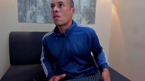 Snapshot of jason_tomas chatting on 02/09/26, 08:02 Jason online show from 02/09/26, 08:02