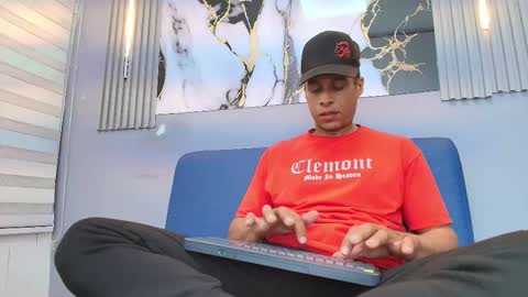 Snapshot of jason_tomas chatting on 02/12/26, 07:42 Jason online show from 02/12/26, 07:42