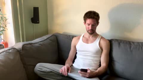 Snapshot of jasonberg29 chatting on 12/12/24, 08:14 Jason online show from 12/12/24, 08:14