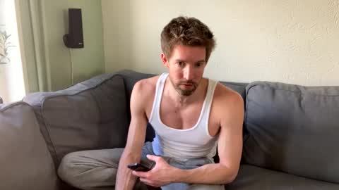 Snapshot of jasonberg29 chatting on 03/01/25, 11:39 Jason online show from 03/01/25, 11:39