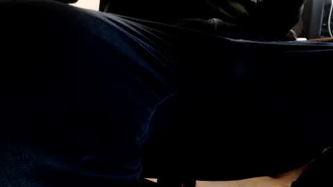 Snapshot of jasonholly chatting on 01/14/25, 06:49 Benedick Cumbersnatch online show from 01/14/25, 06:49