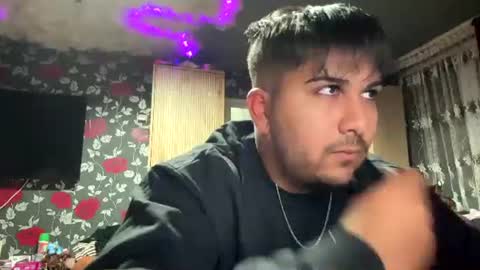 jasonsua21 online show from 11/17/25, 04:24