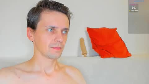 Snapshot of jasper_sun chatting on 10/06/25, 09:01 Jasper online show from 10/06/25, 09:01