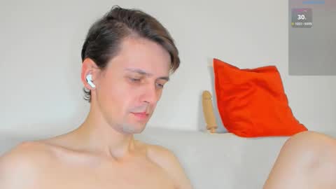 Snapshot of jasper_sun chatting on 10/26/25, 09:10 Jasper online show from 10/26/25, 09:10