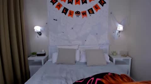 Charlotte online show from 10/27/25, 02:04