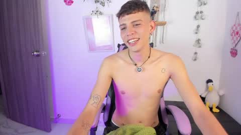 Snapshot of jasson___ chatting on 05/26/26, 12:23 jasson___ online show from 05/26/26, 12:23