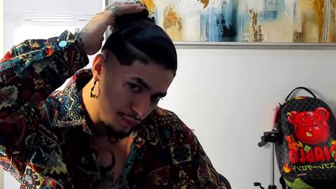 Snapshot of jasson_rodriguez69 chatting on 02/04/25, 04:05 Lil Dark online show from 02/04/25, 04:05