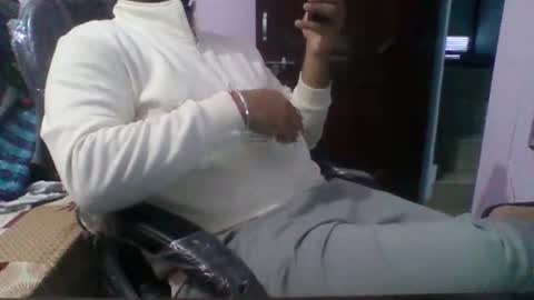 Snapshot of jatinpunjab234 chatting on 11/23/25, 11:32 jatinpunjab234 online show from 11/23/25, 11:32