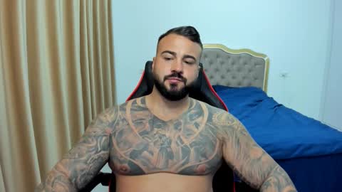  Javi  online show from 10/06/25, 09:56