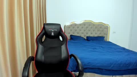  Javi  online show from 12/13/25, 10:48