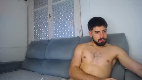 Snapshot of javierandaniel chatting on 01/23/25, 05:52 Javier online show from 01/23/25, 05:52